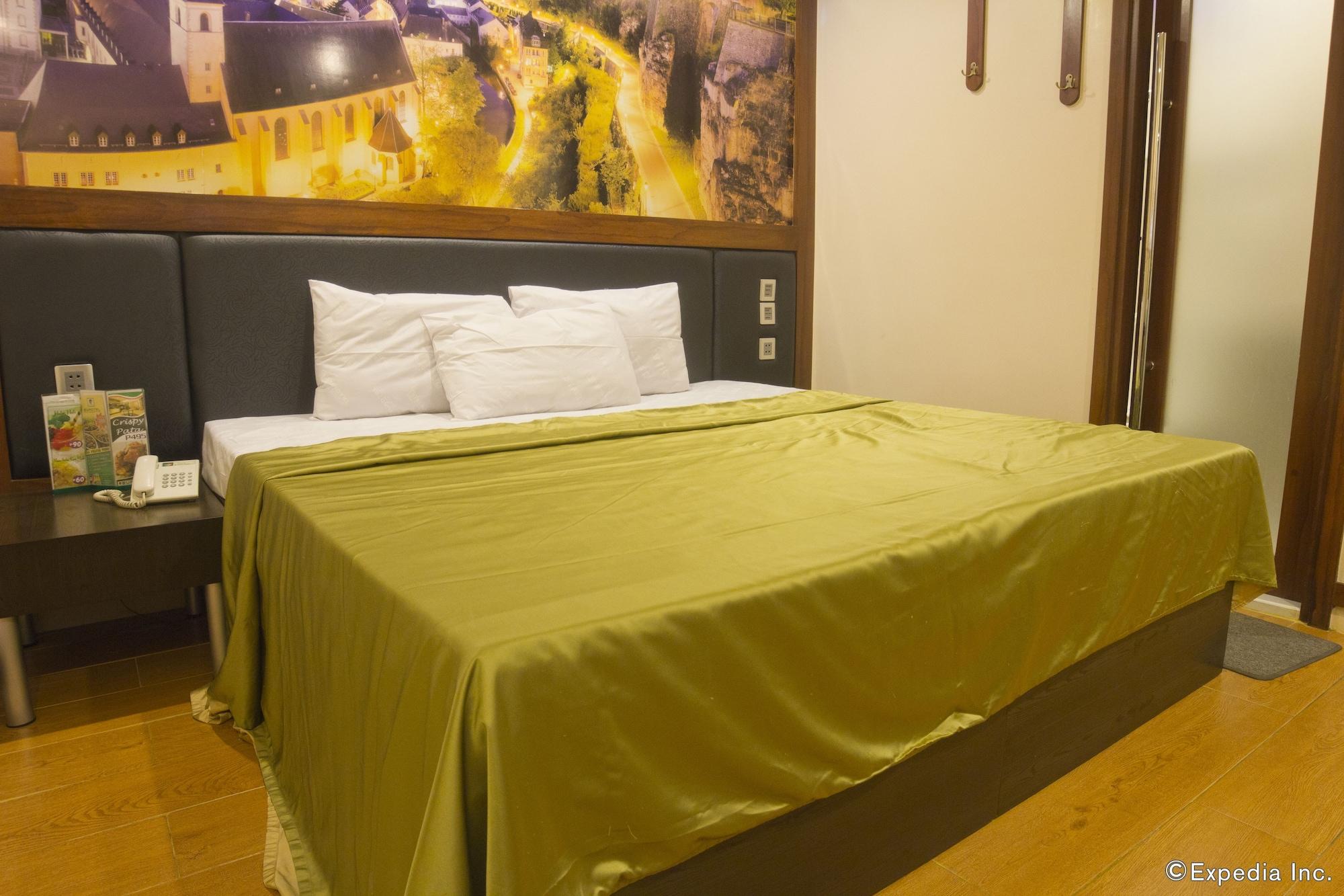 Eurotel North Edsa Hotel