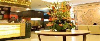 Eurotel North Edsa Hotel 3*